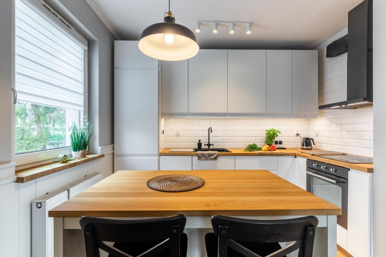 Komfortowy Apartament Z Parkingiem Вроцлав Экстерьер фото