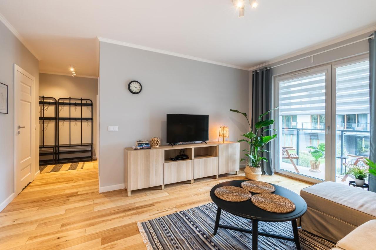 Komfortowy Apartament Z Parkingiem Вроцлав Экстерьер фото