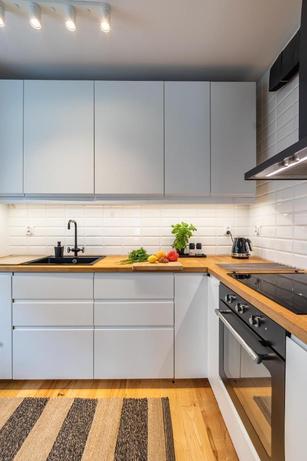 Komfortowy Apartament Z Parkingiem Вроцлав Экстерьер фото